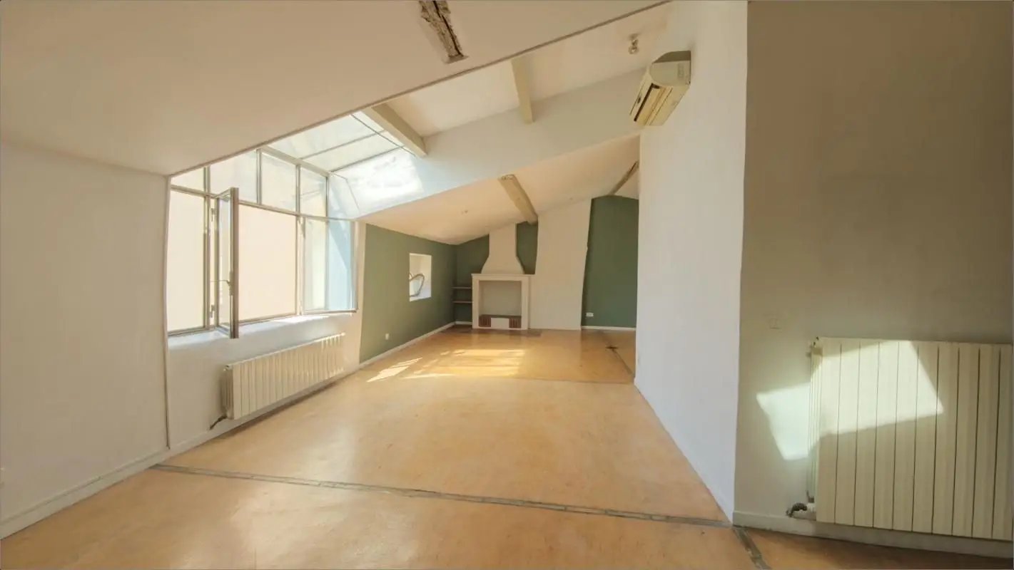 Appartement à louer, 92m², Nîmes
