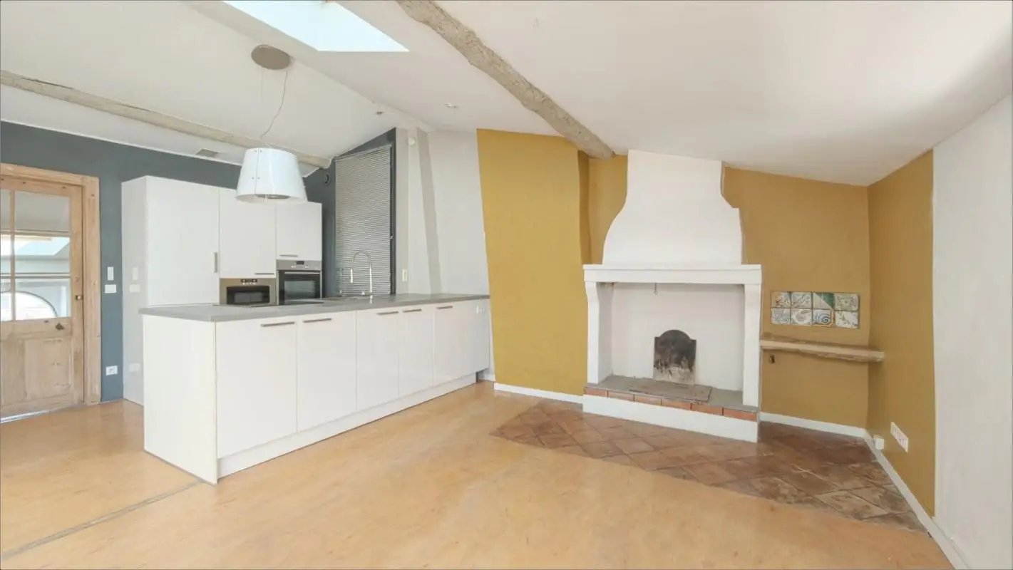 Appartement à louer, 92m², Nîmes