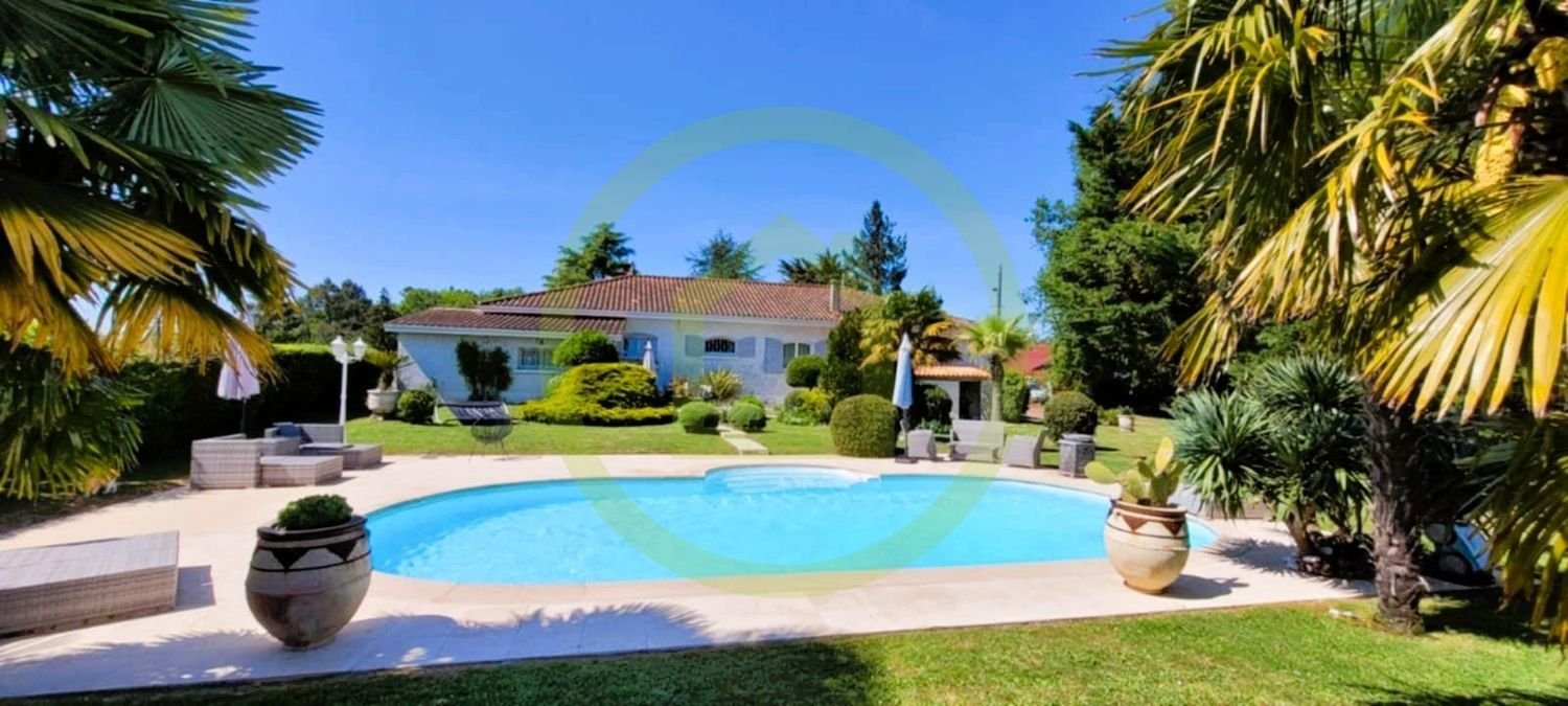 Maison à vendre, 168m², Courpignac