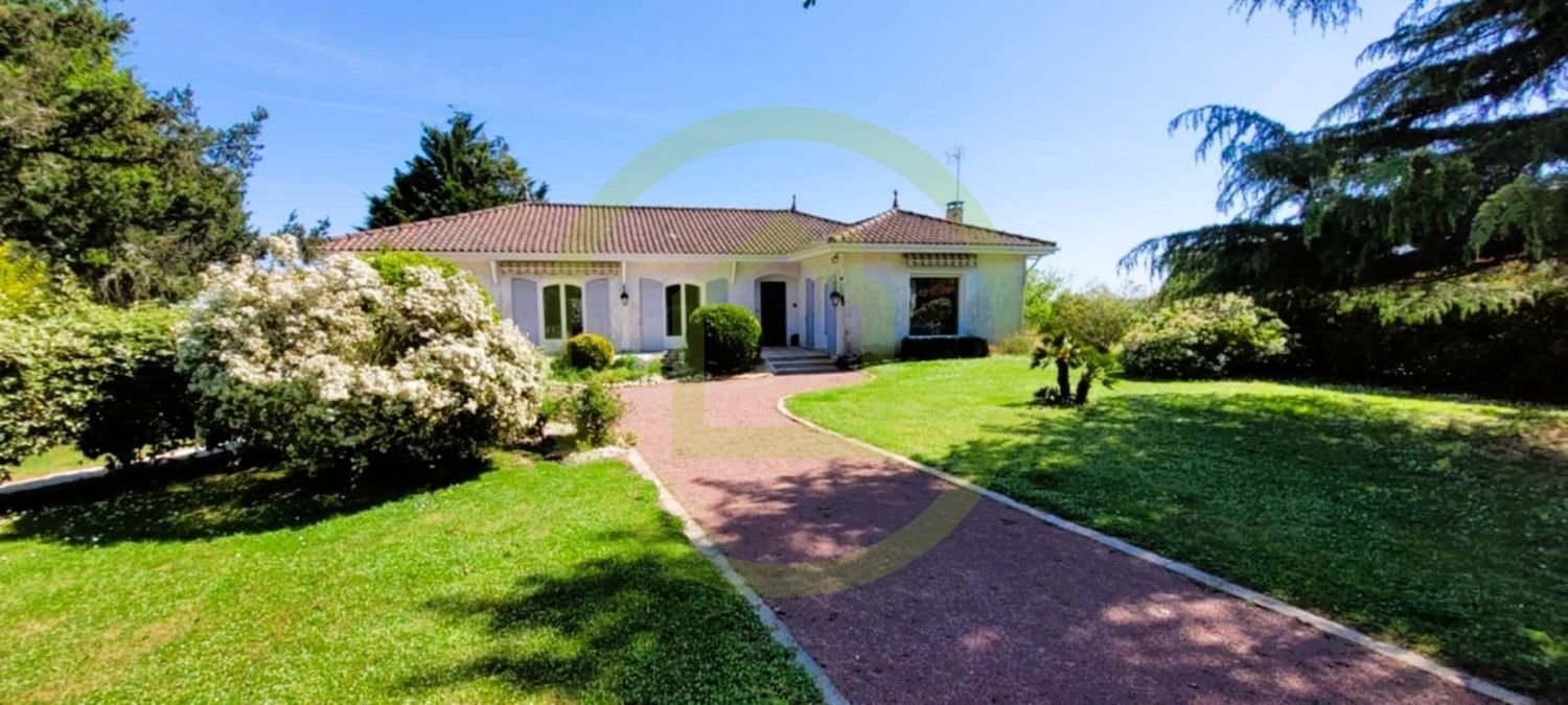 Maison à vendre, 168m², Courpignac