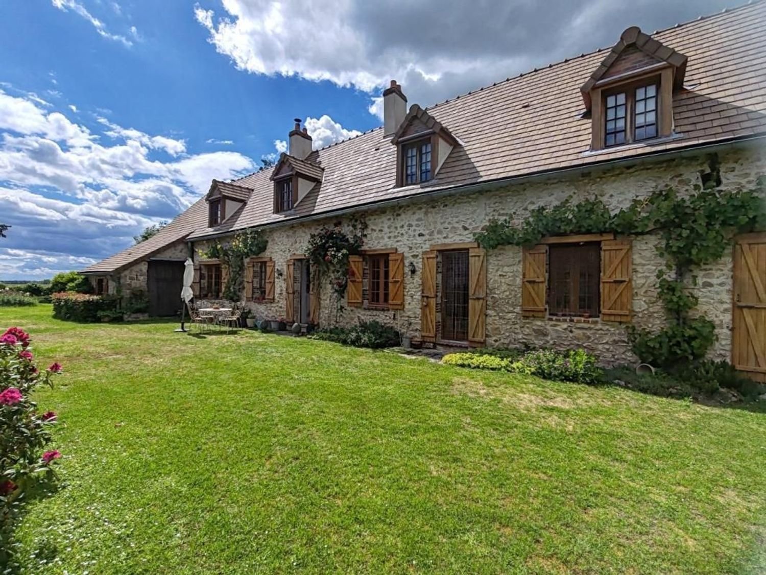 Maison à vendre, 273m², Saint-Hilaire-les-Andrésis