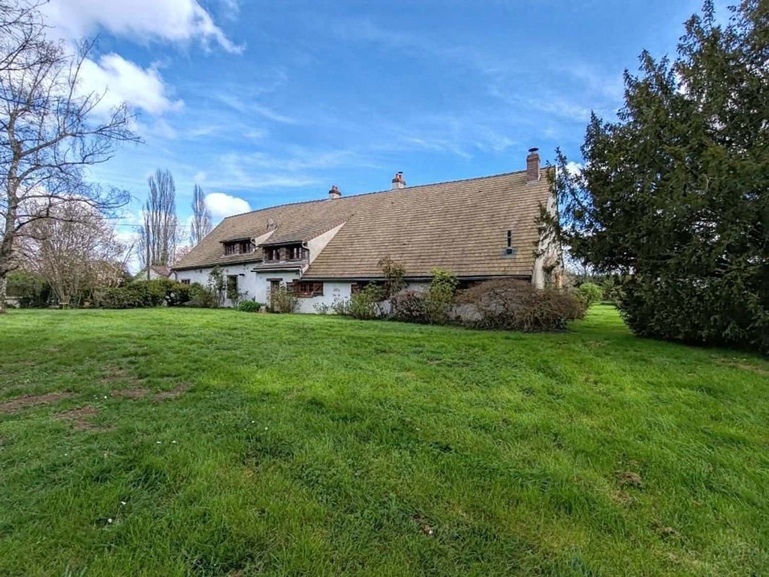 Maison à vendre, 273m², Saint-Hilaire-les-Andrésis