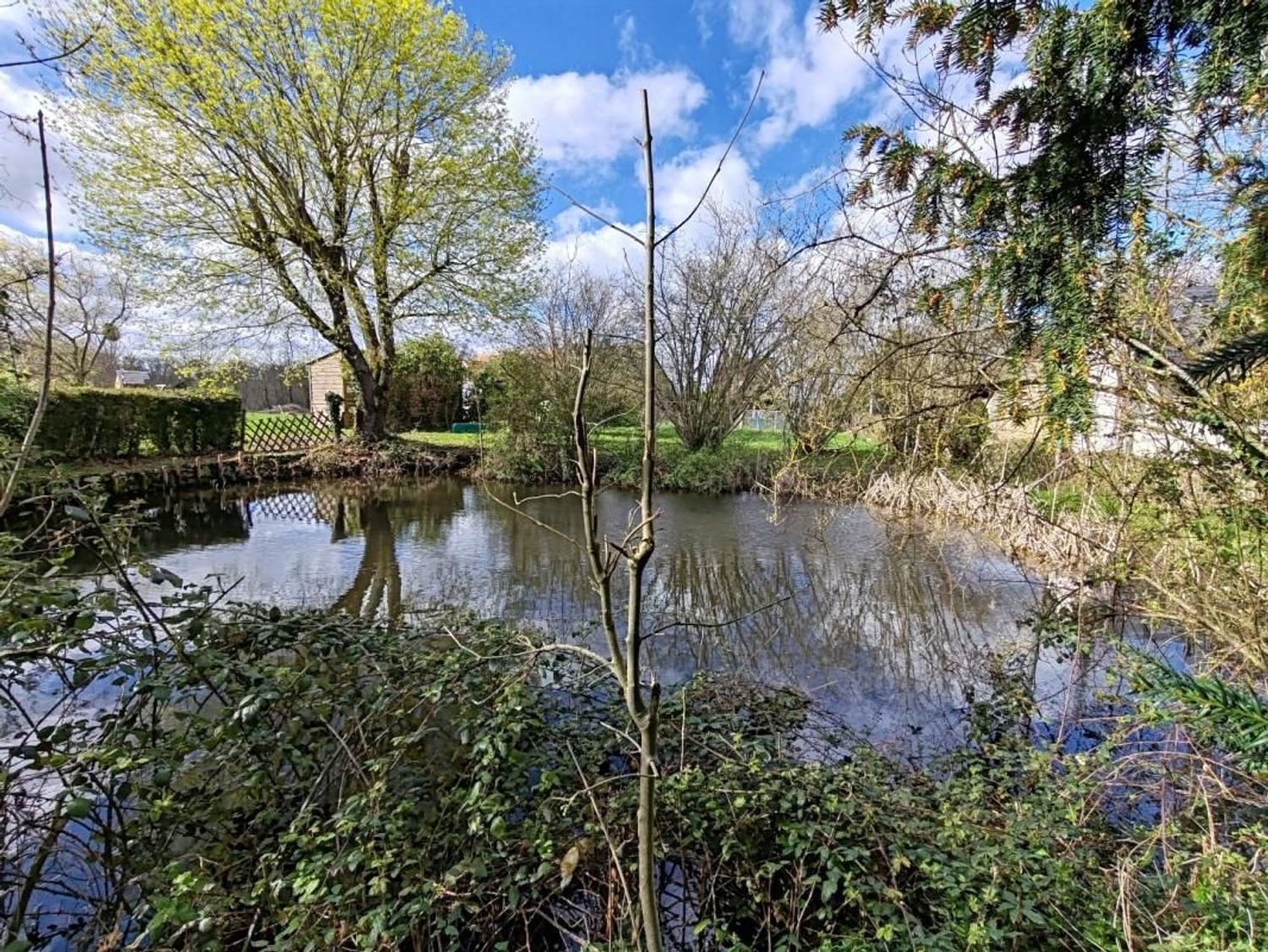 Maison à vendre, 273m², Saint-Hilaire-les-Andrésis
