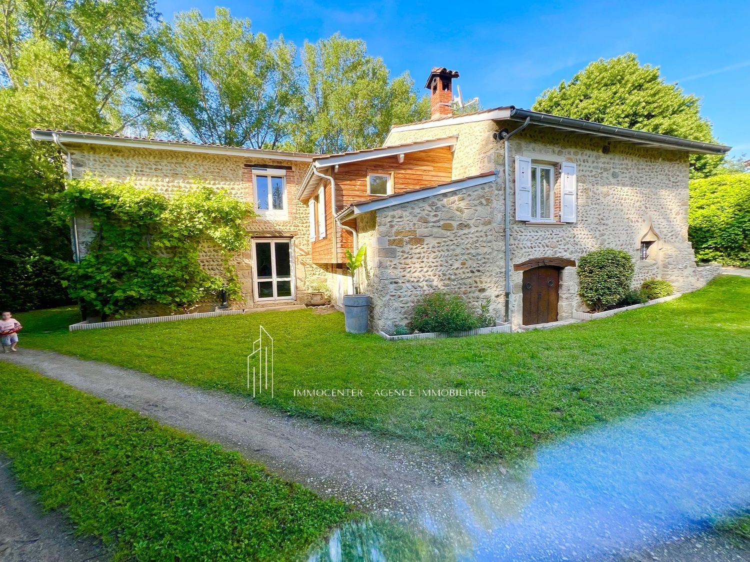 Maison à vendre, 210m², Clonas-sur-Varèze