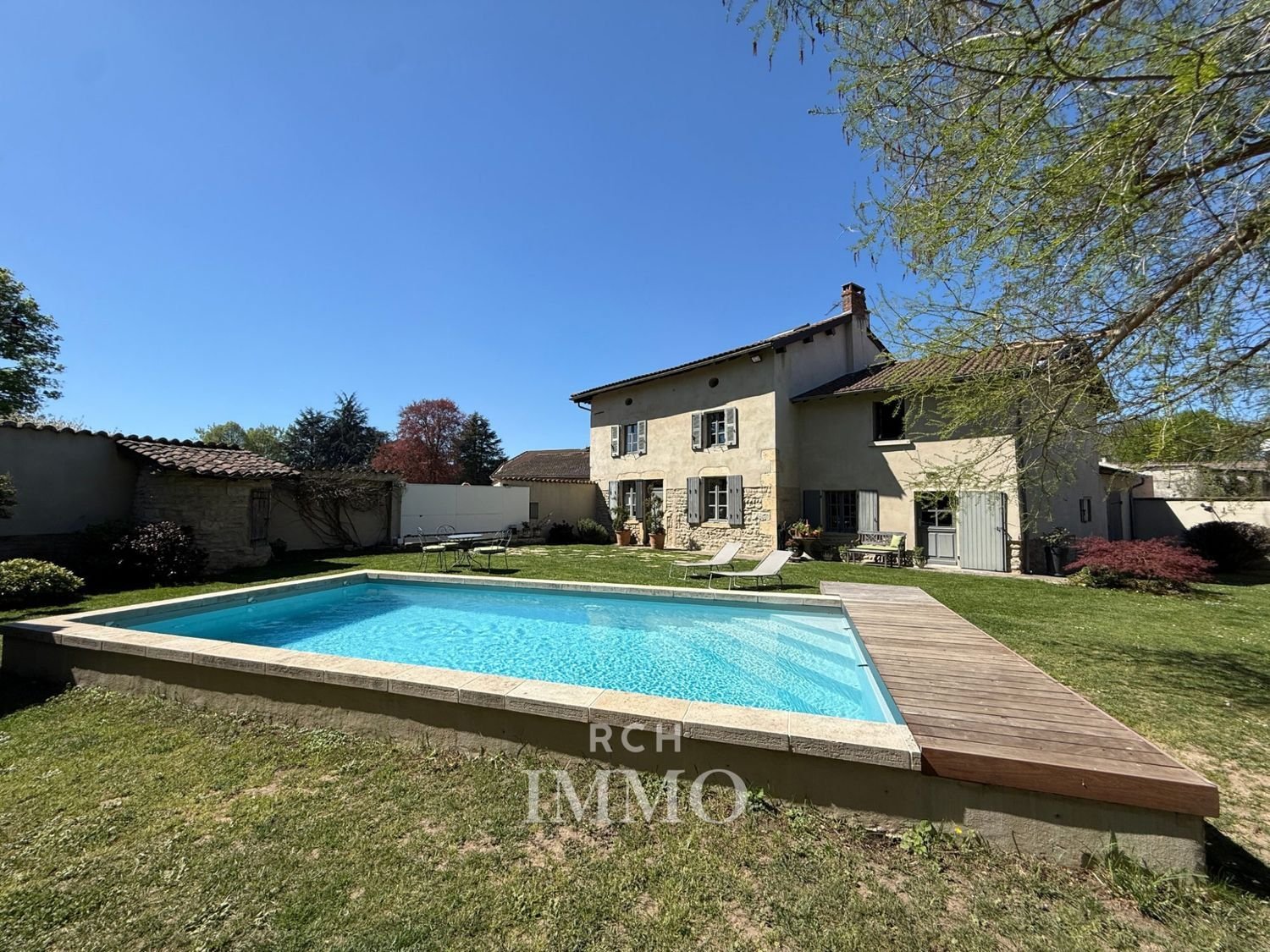 Maison à vendre, 166m², Oytier-Saint-Oblas
