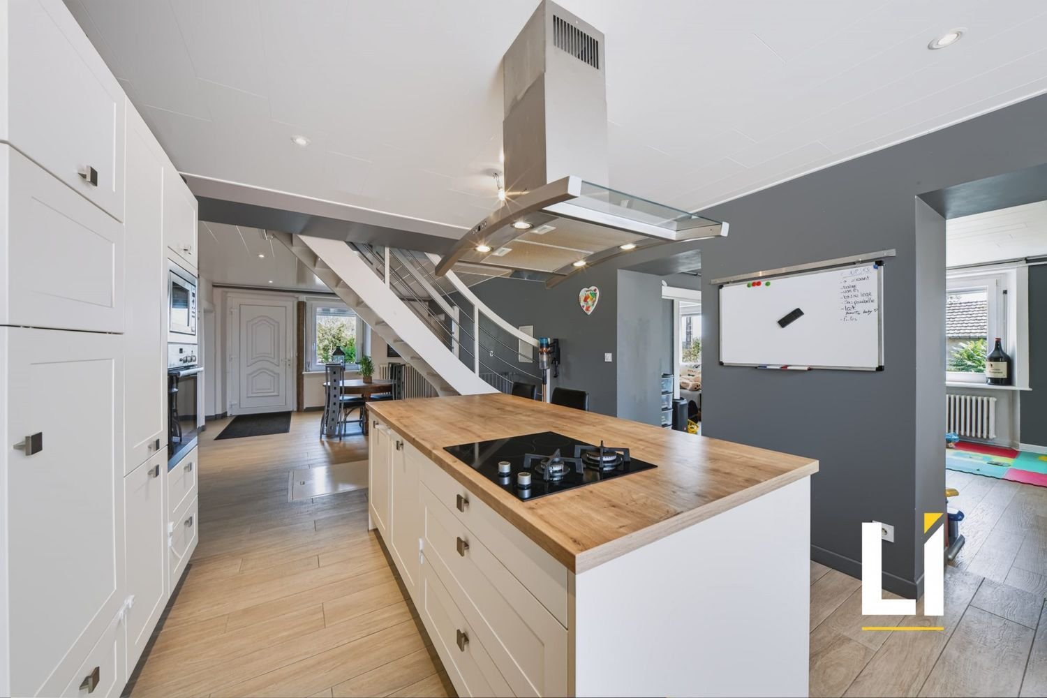 Maison à vendre, 236m², Les Ecorces