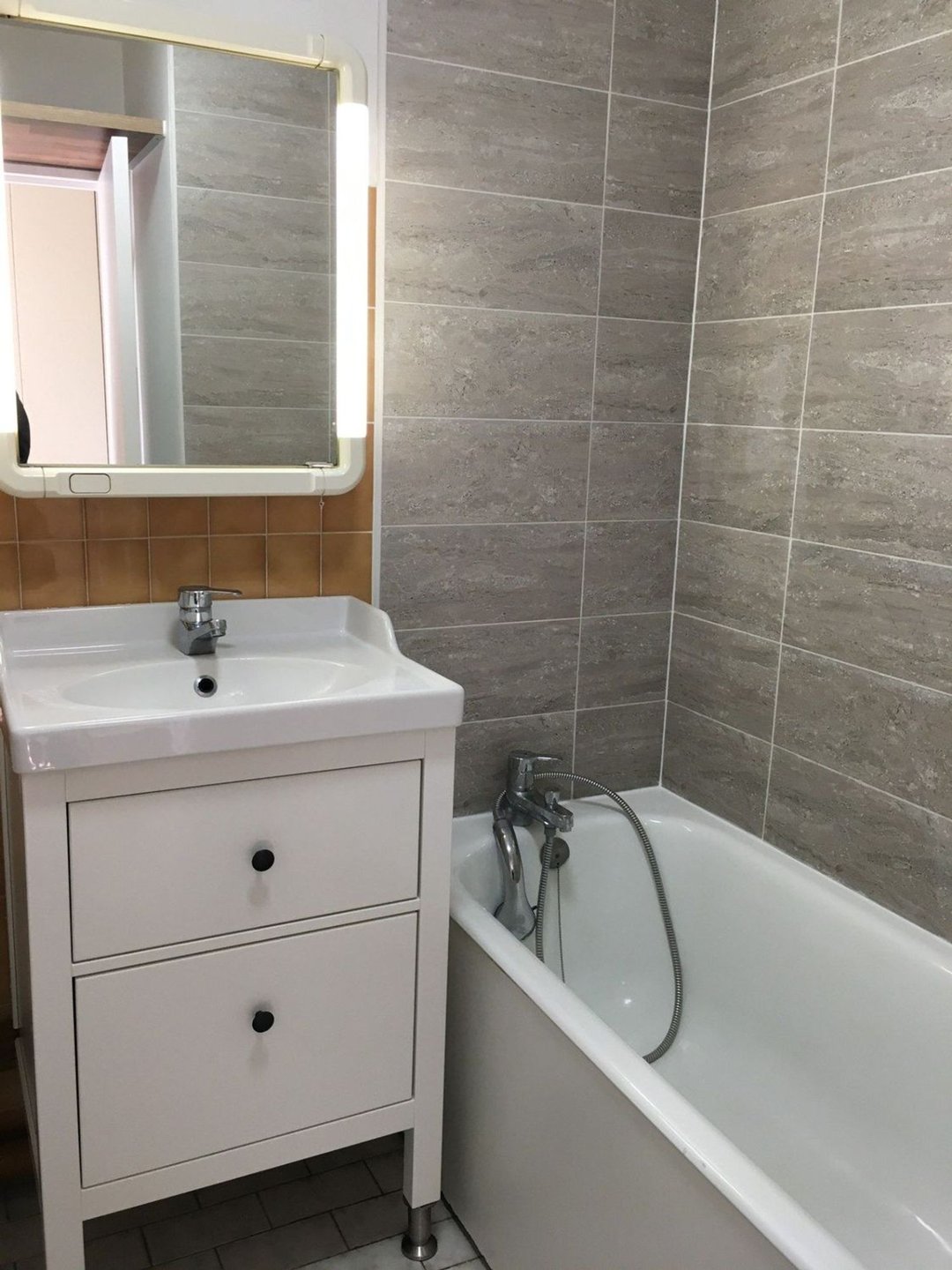 Appartement à louer, 24m², Issy-les-Moulineaux