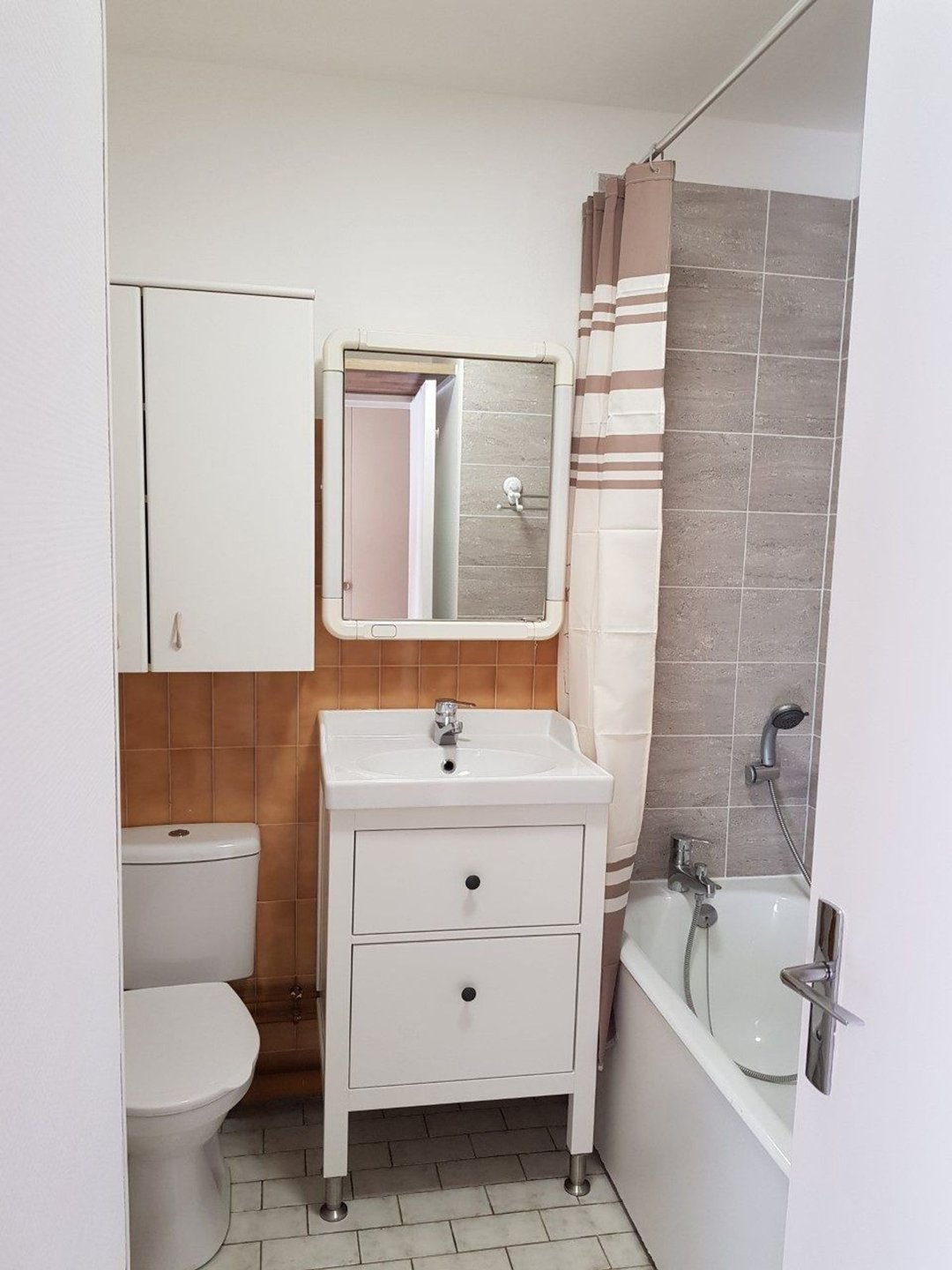 Appartement à louer, 24m², Issy-les-Moulineaux