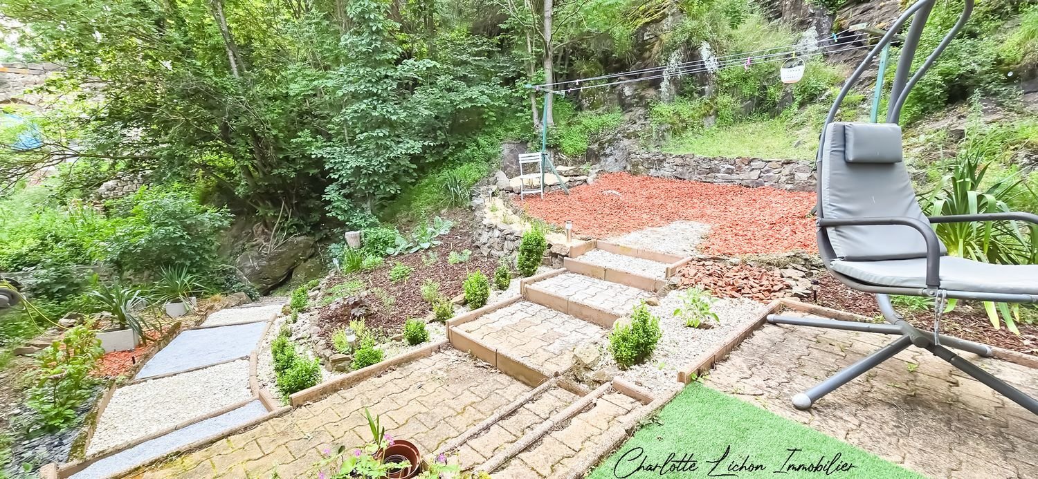 Maison à vendre, 1005m², Saint-Floret