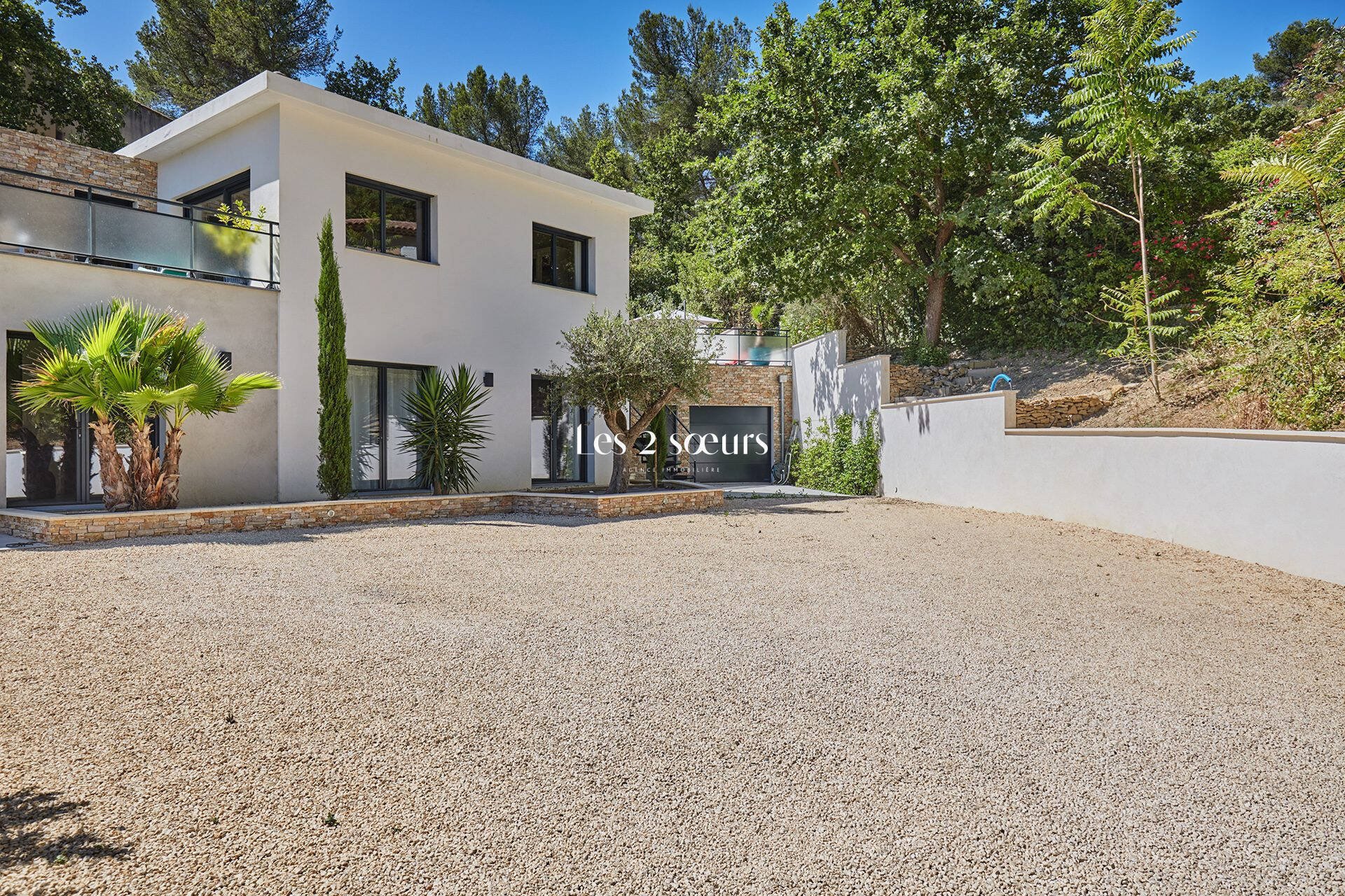Maison à vendre, 276m², Saint-Marc-Jaumegarde