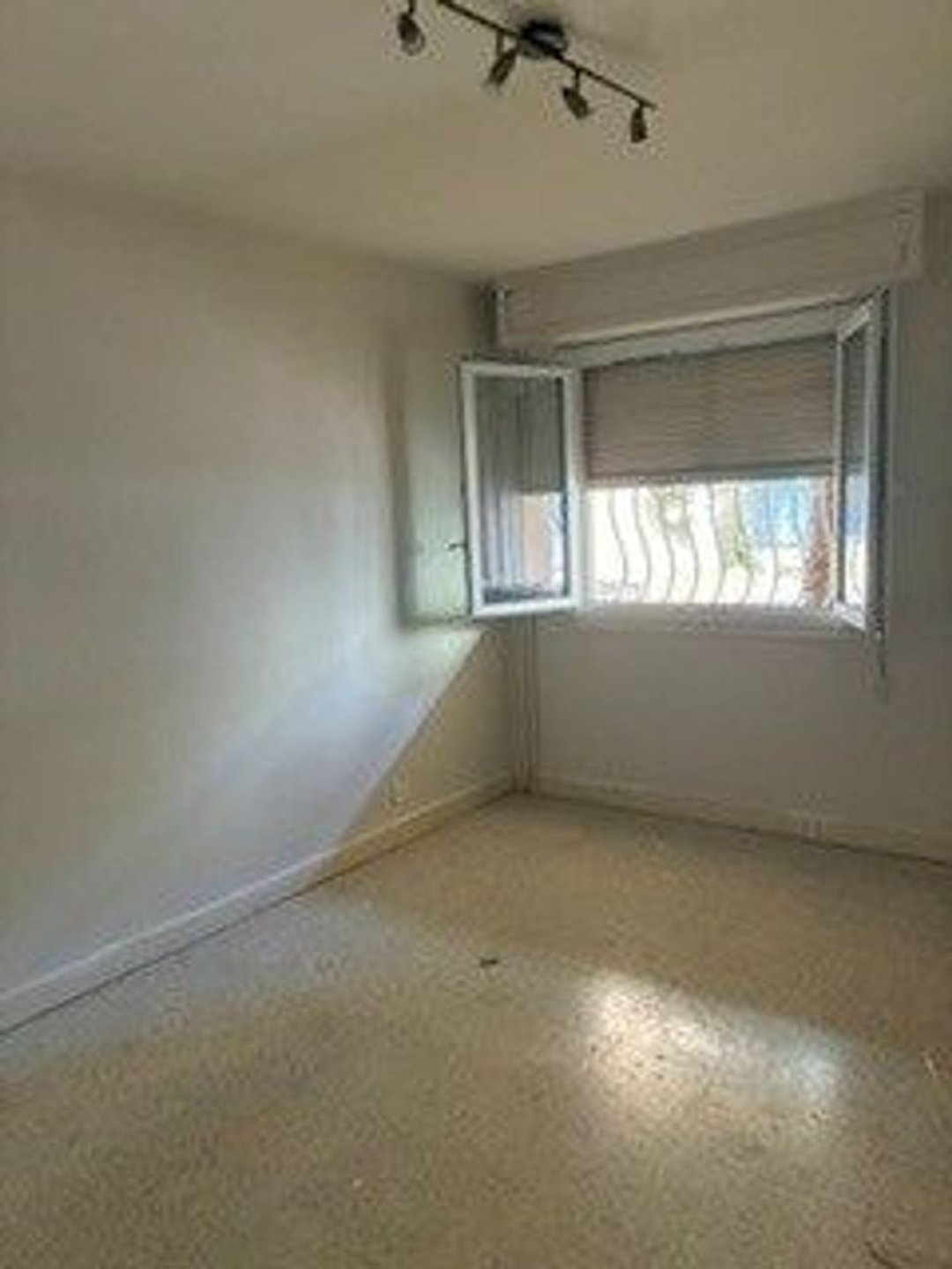 Appartement à louer, 50m², Menton