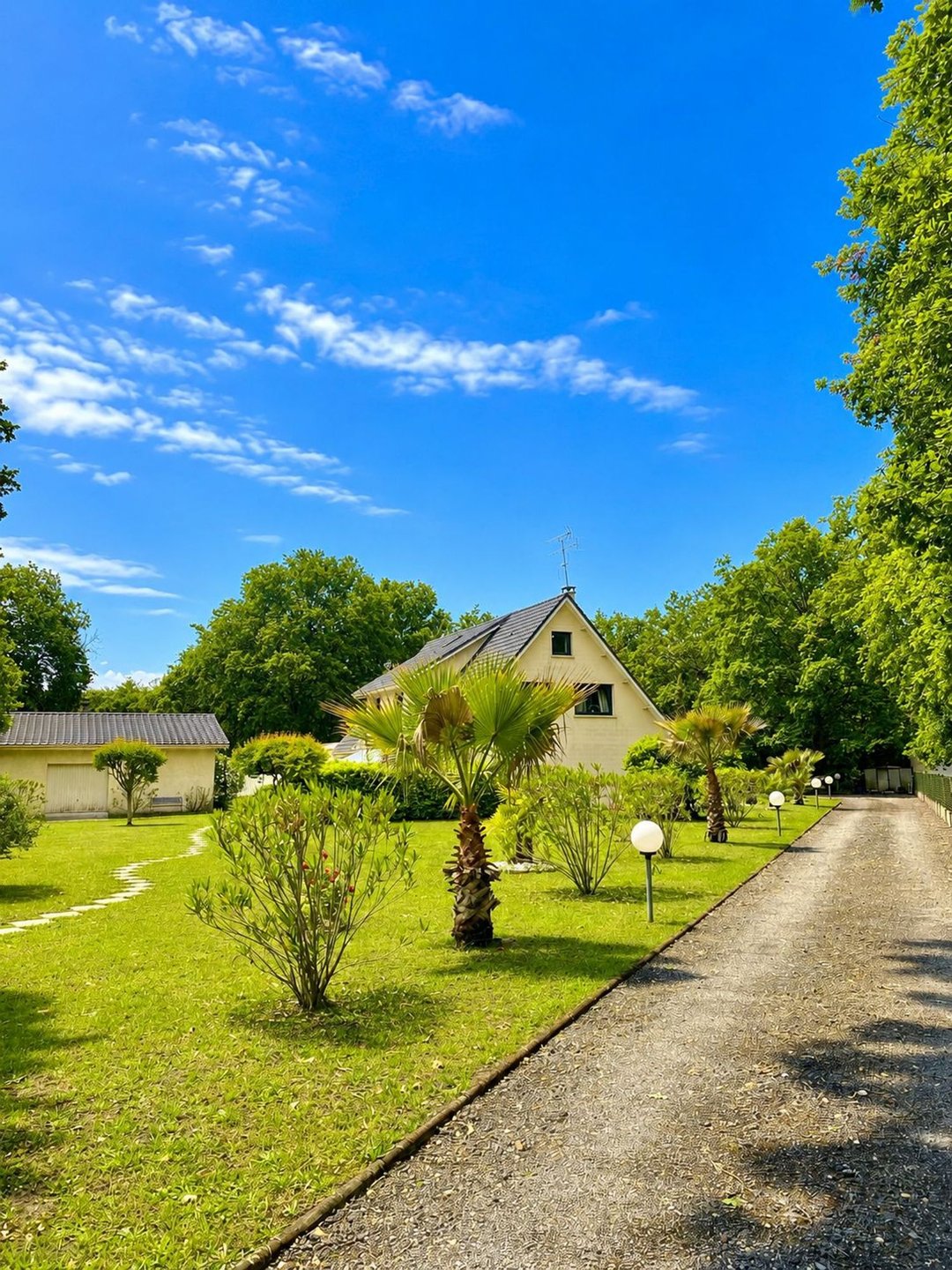 Maison à vendre, 254m², Le Pian-Médoc