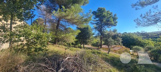 Terrain 1521 m² · à Baudinard-sur-Verdon · 70 000 €