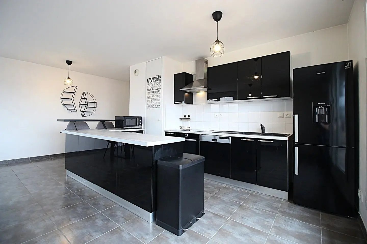 Appartement à louer, 69m², Vénissieux