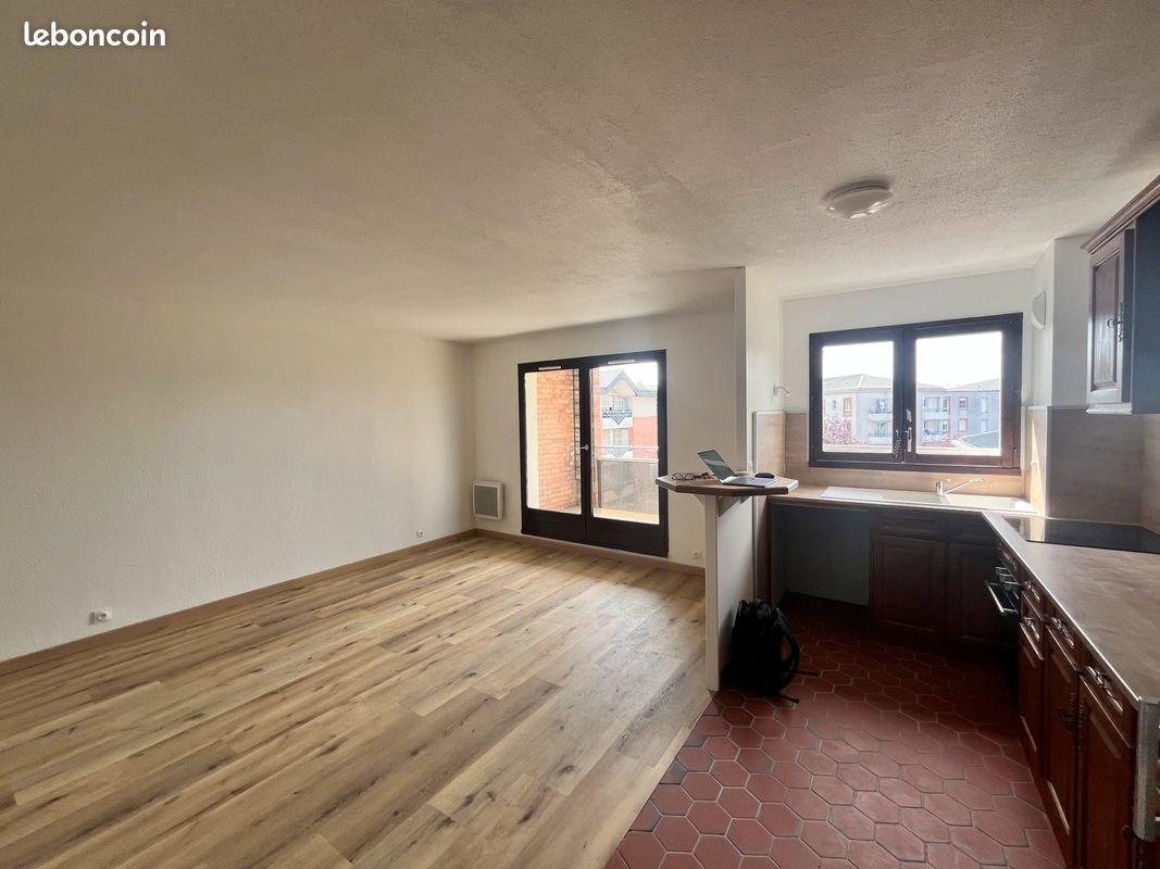 Appartement à louer, 47m², Courcouronnes