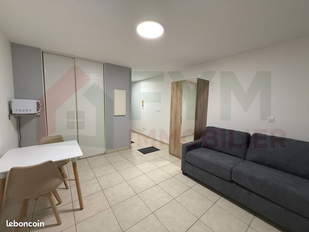 Appartement à louer, 24m², Le Brûlé