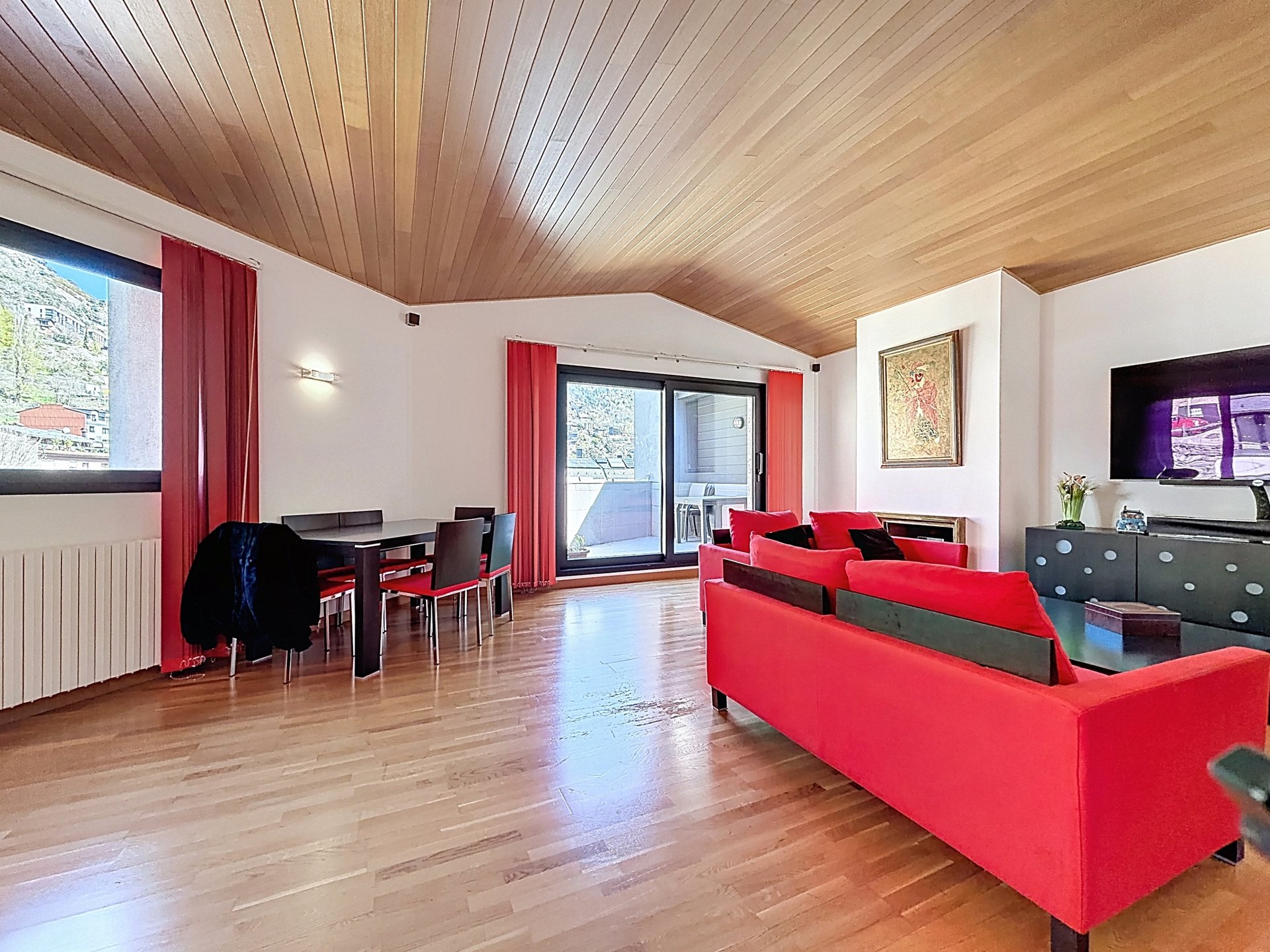 3-bedroom penthouse for sale in Escaldes-Engordany · 3 of 3