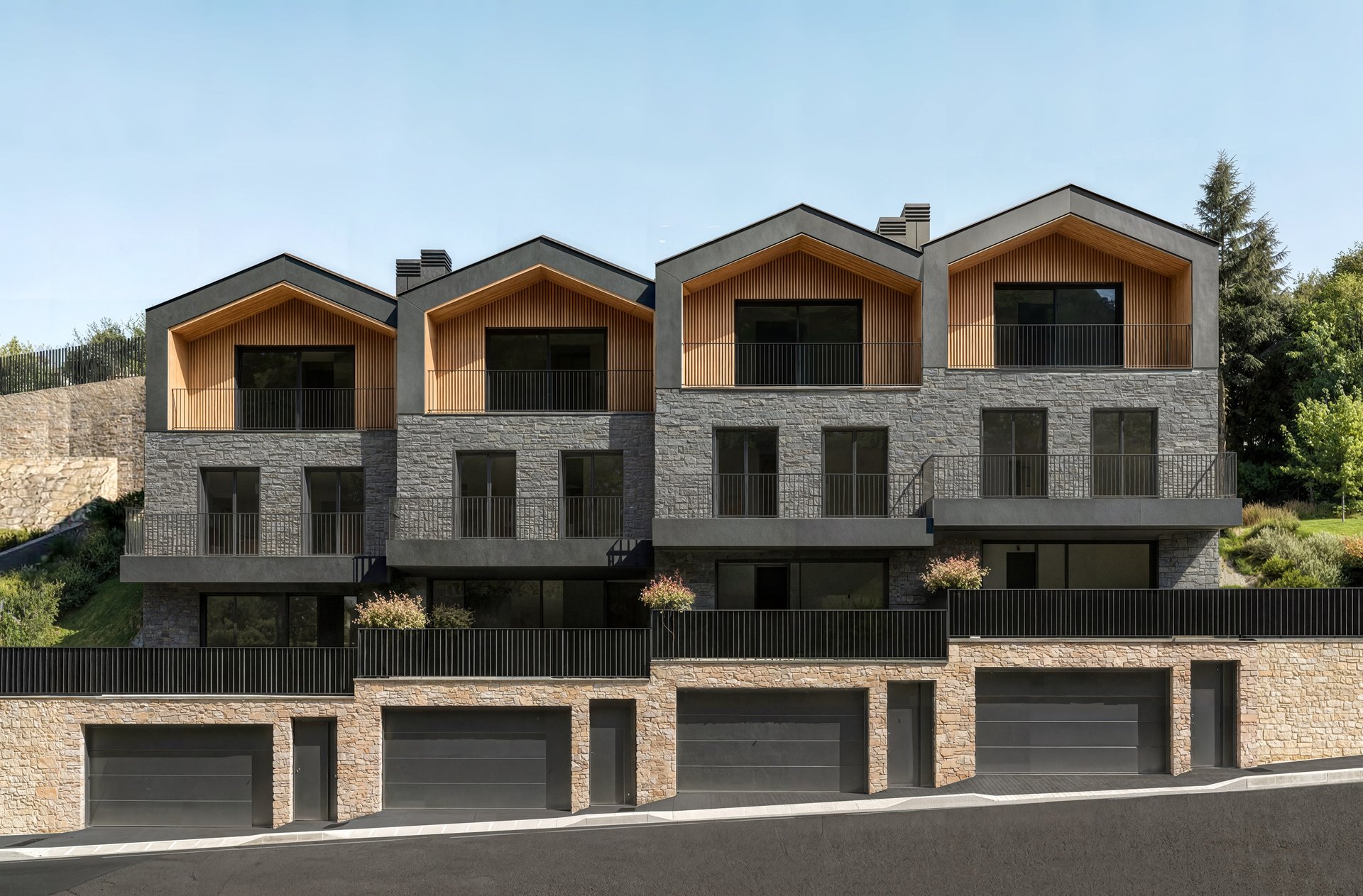 4-bedroom house for sale in Ordino · 2 of 3