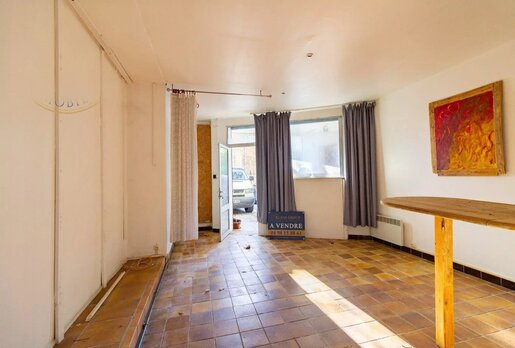 ELIOS GROUP · à Barjols · 45 000 €