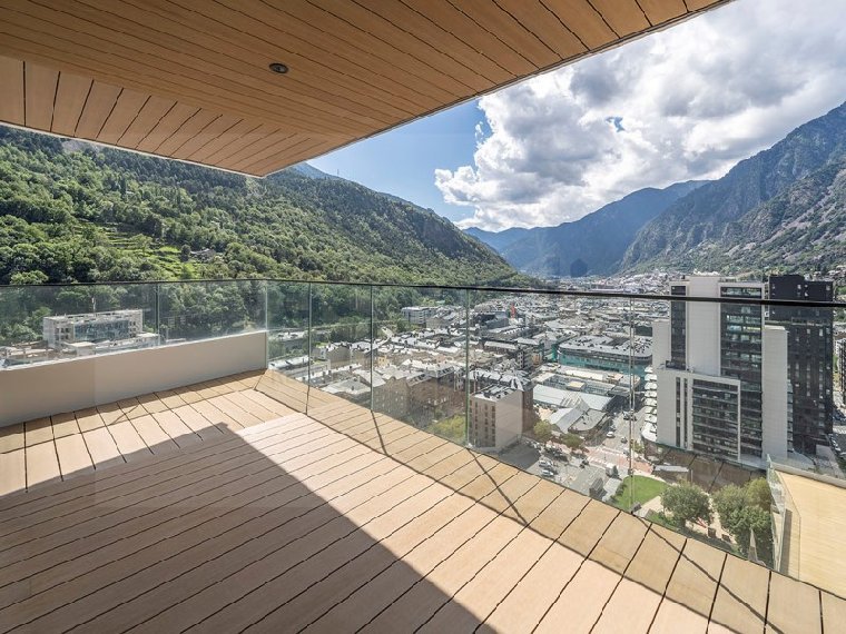4-bedroom penthouse for sale in Andorra la Vella · 3 of 14