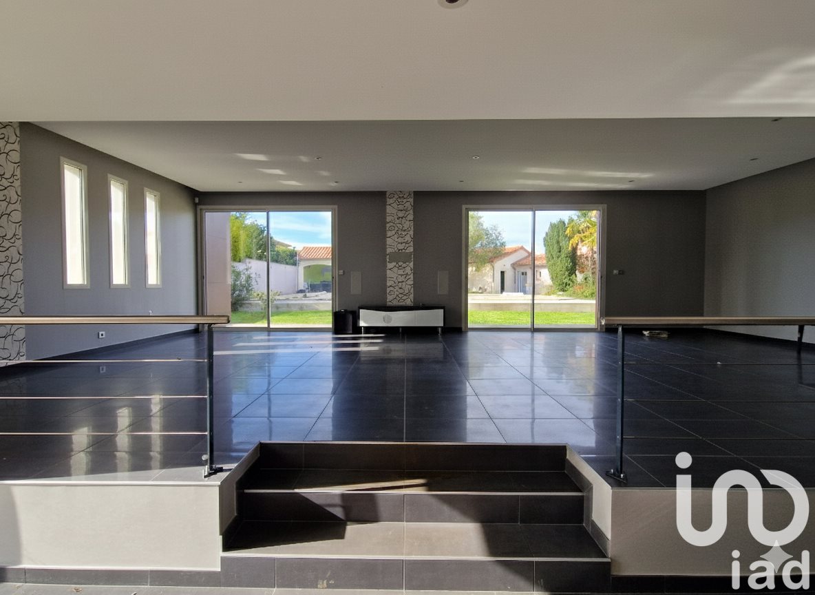 Maison à vendre, 242m², Poitiers
