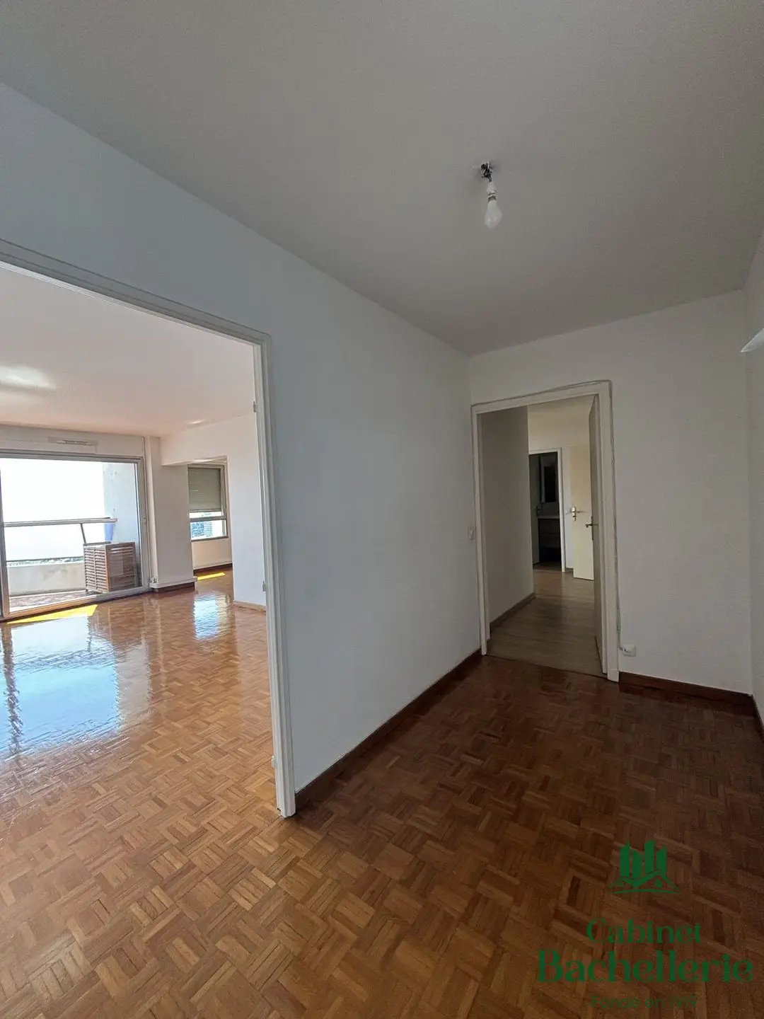 Appartement à louer, 109m², Marseille 8ème
