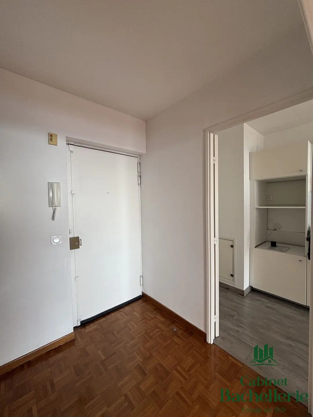 Appartement à louer, 109m², Marseille 8ème