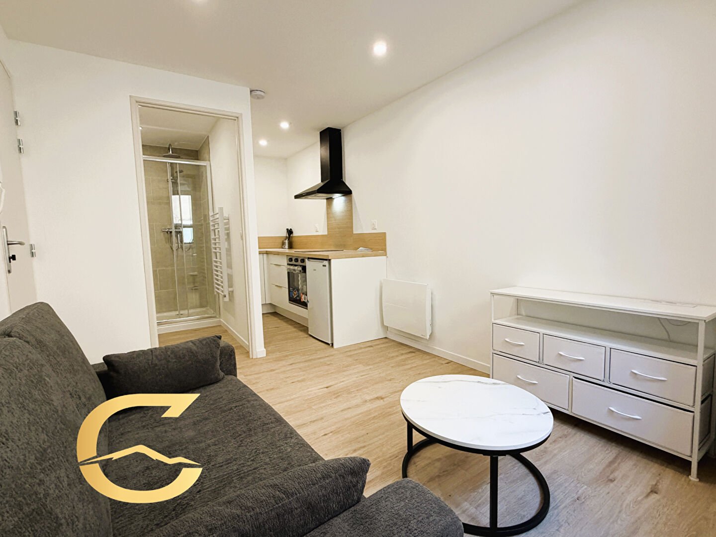 Appartement à louer, 1m², Saint-Paul-lès-Durance