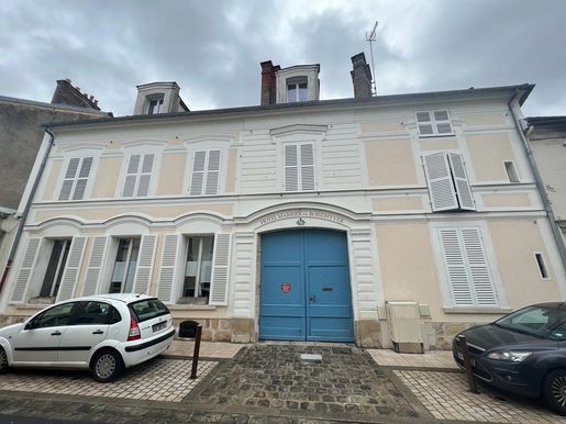 Appartement 3 pièces 78 m² · à Fontainebleau · 78 m² · 300 000 €