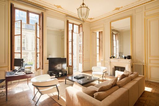Appartement 5 pièces 157 m² · à Paris 9ème · 157 m² · 2 950 000 €