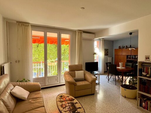 Appartement 4 pièces 76 m² · à Arles · 76 m² · 106 000 €