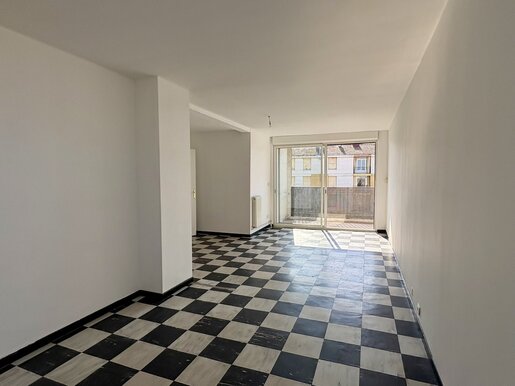 Appartement 4 pièces 73 m² · à Arles · 73 m² · 96 000 €