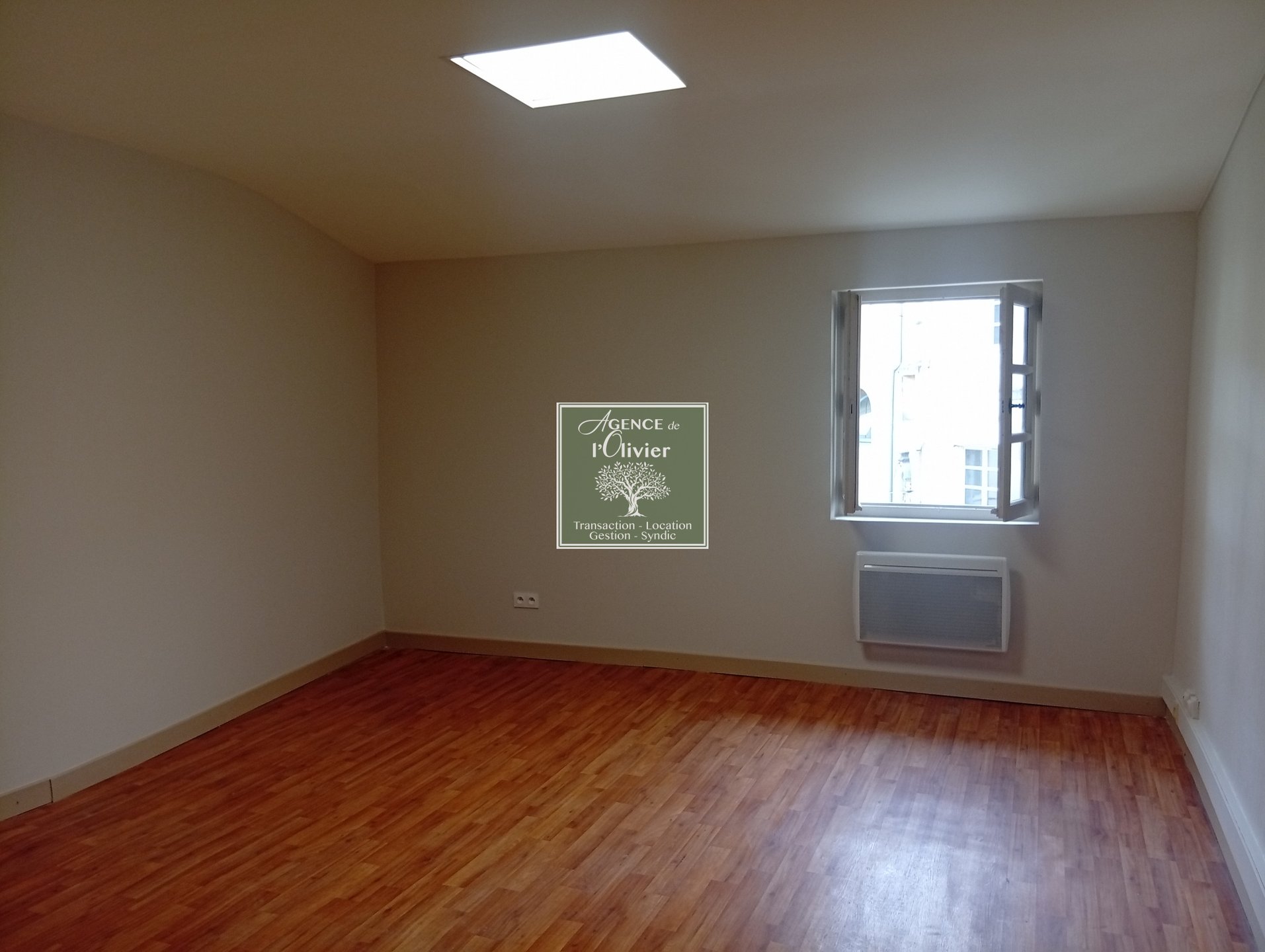 Appartement à louer, 25m², Arles