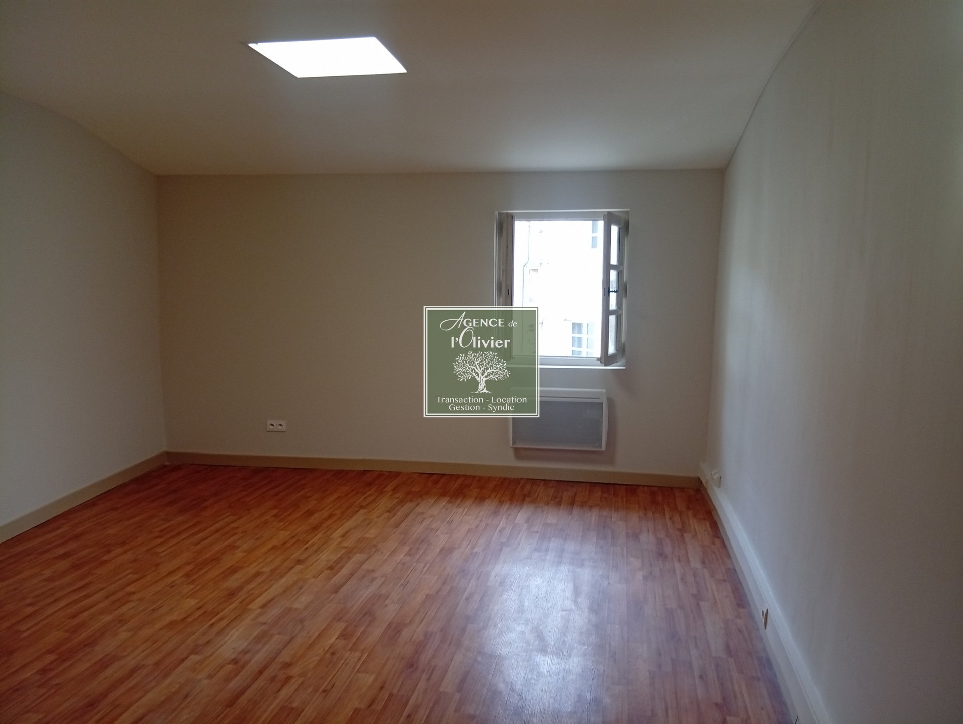 Appartement à louer, 25m², Arles