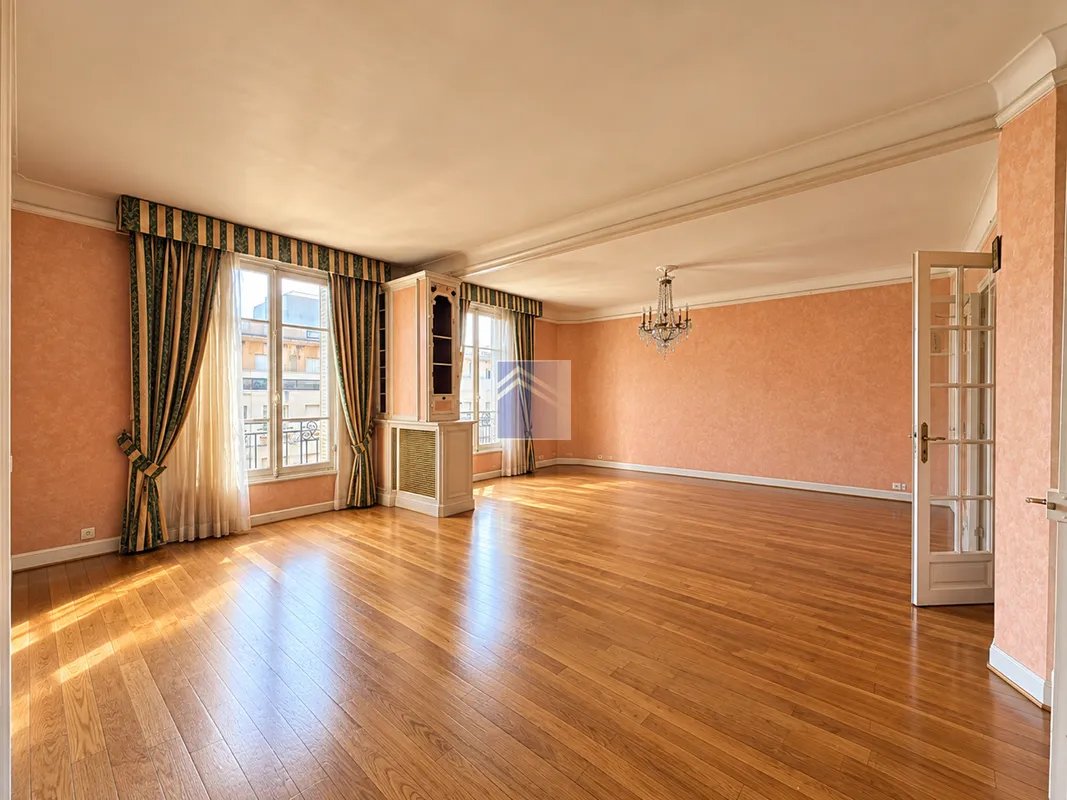 Appartement à vendre, 120m², Courbevoie