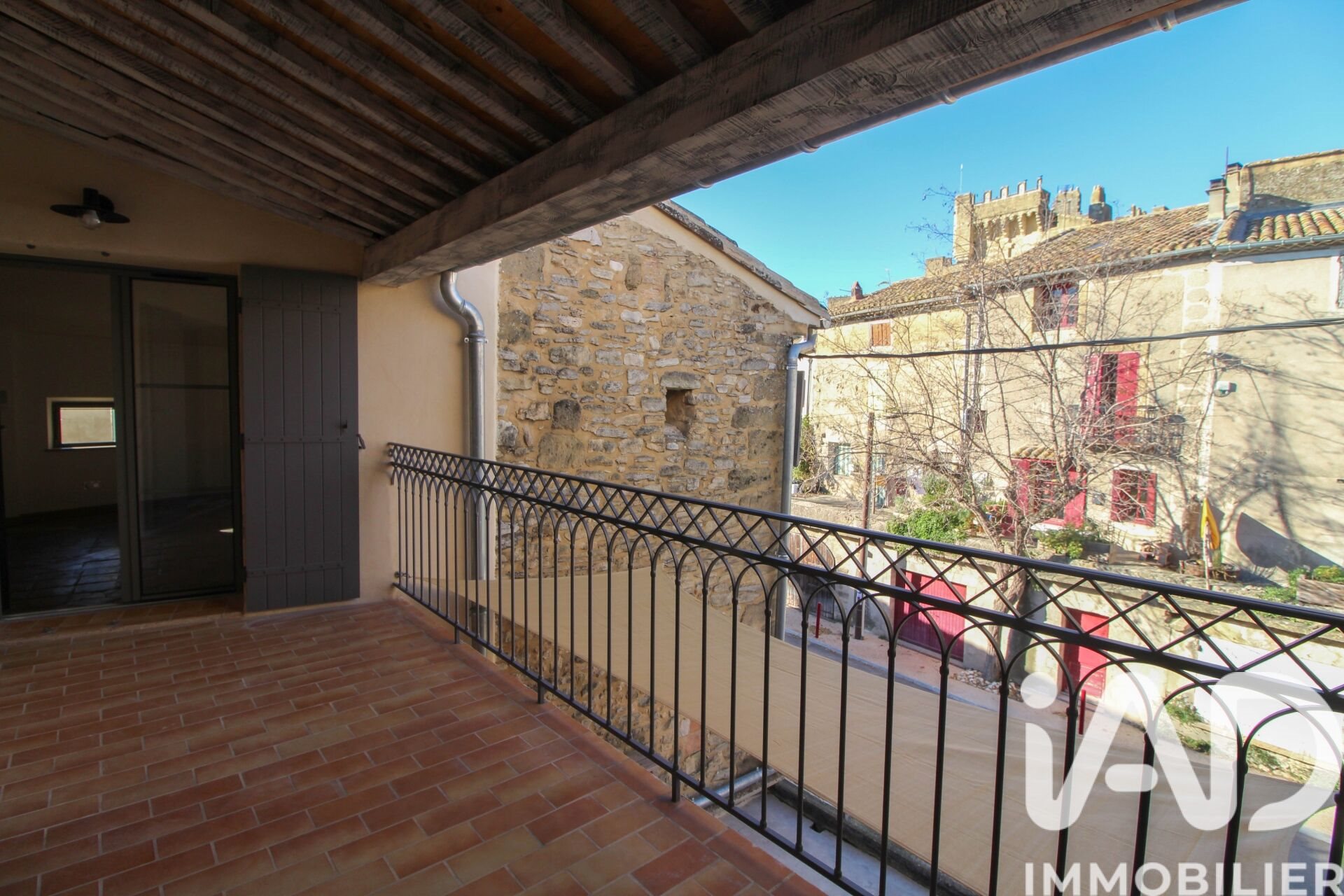 Appartement à louer, 70m², Montaren-et-Saint-Médiers