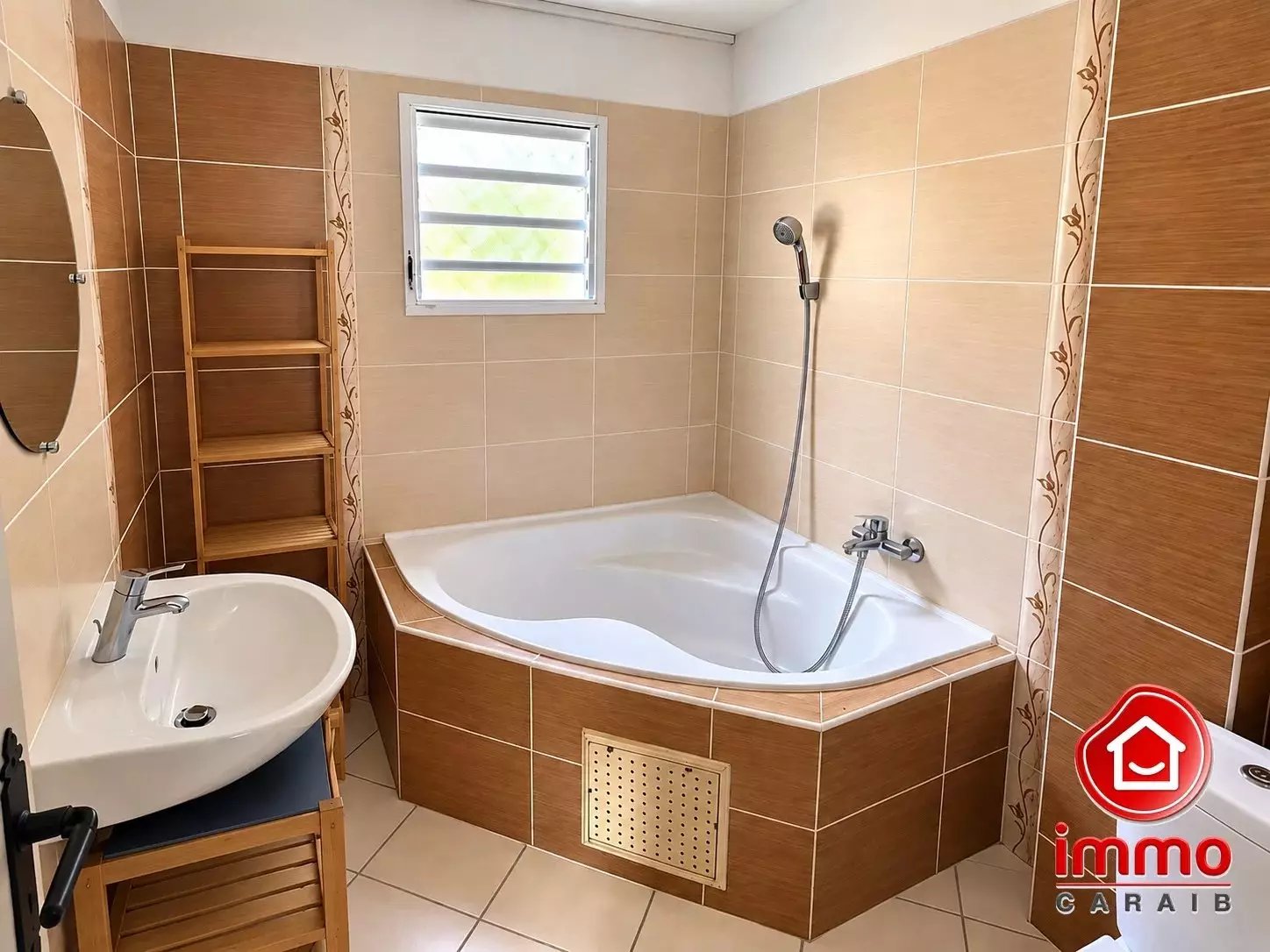 Appartement à louer, 77m², Fort-de-France