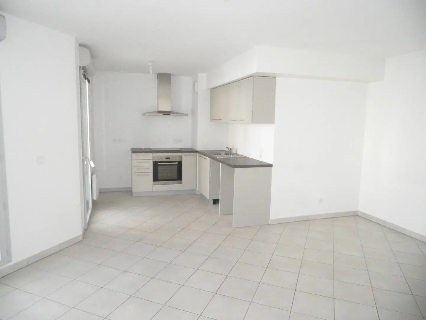 Appartement à louer, 78m², Marseille 3ème