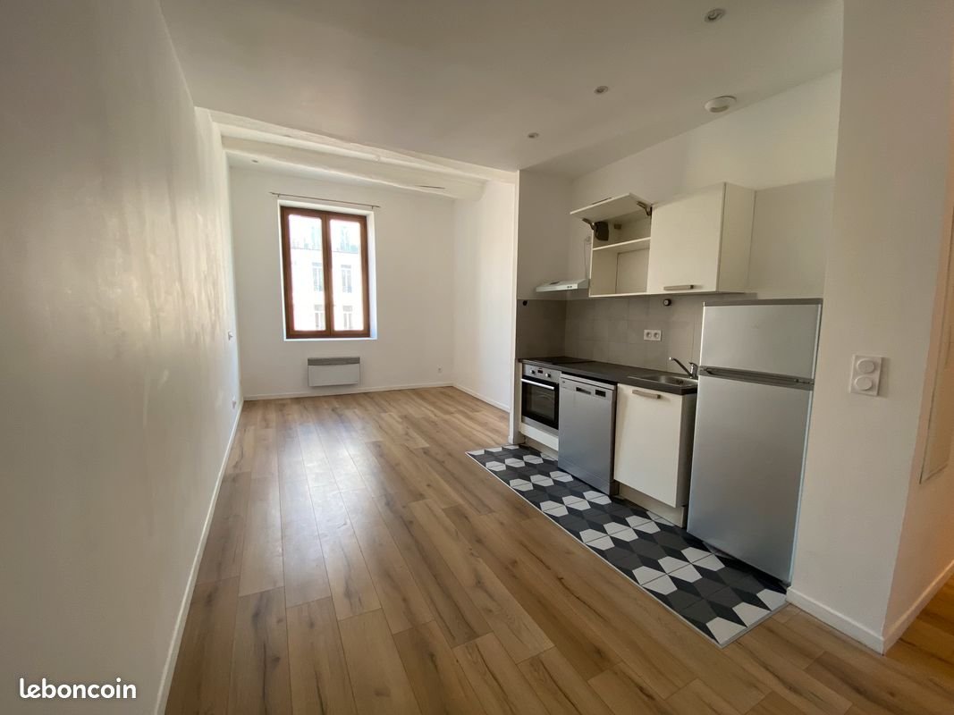 Appartement à louer, 41m², Marseille 1er