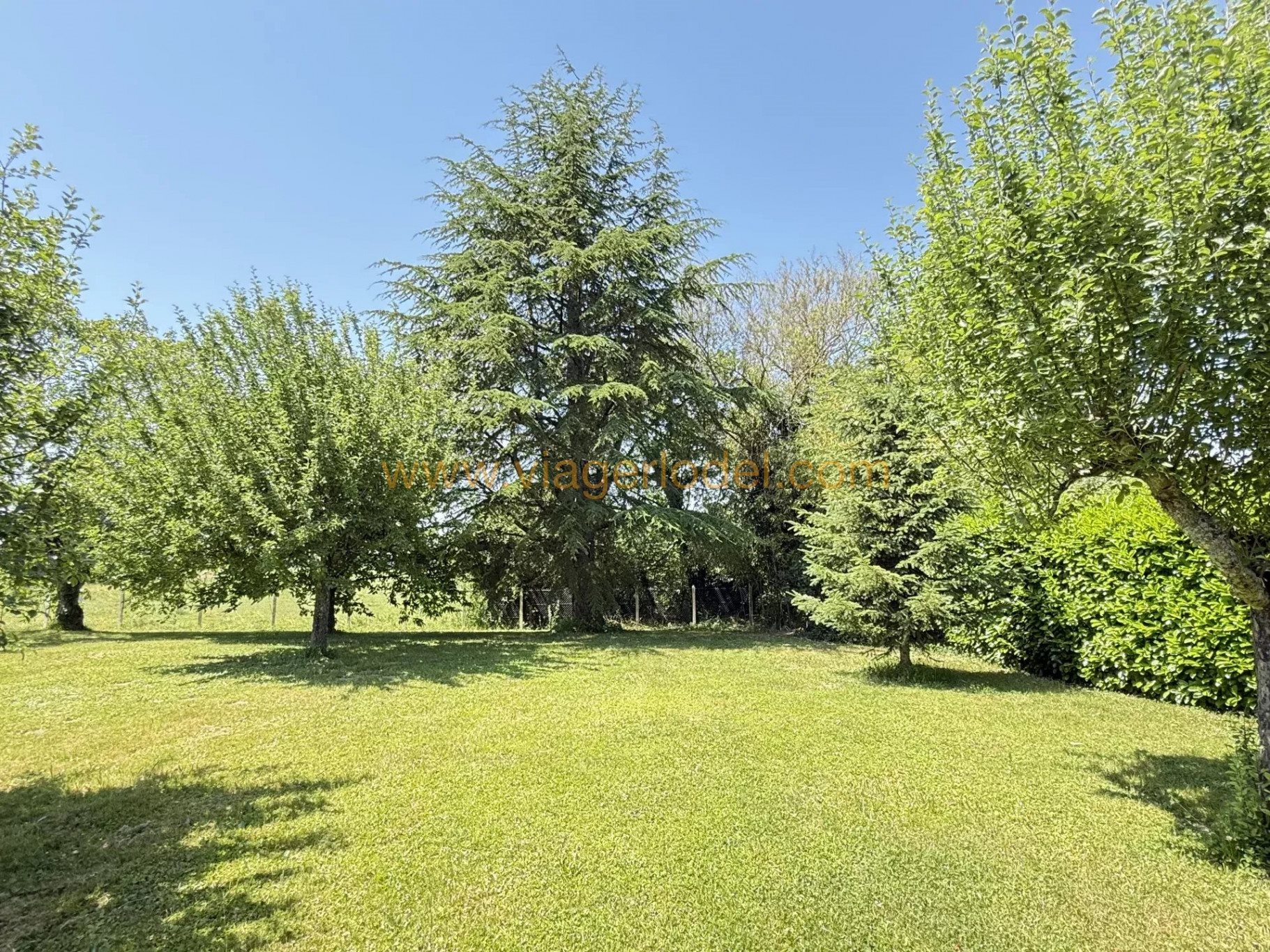 Maison à vendre, 440m², Villette-sur-Ain