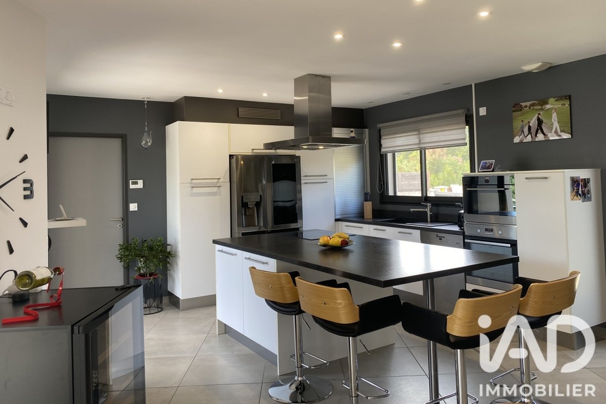 Maison à vendre, 7m², Orange