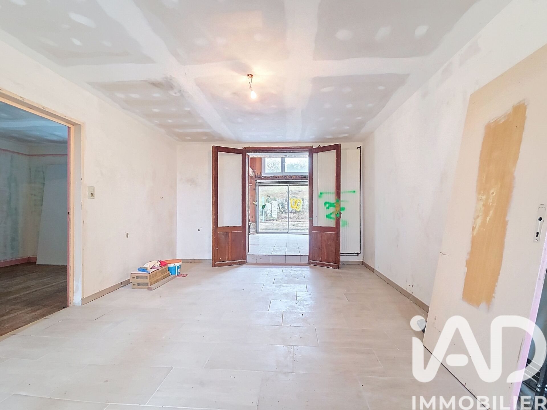 Maison à vendre, 94m², Charmoy