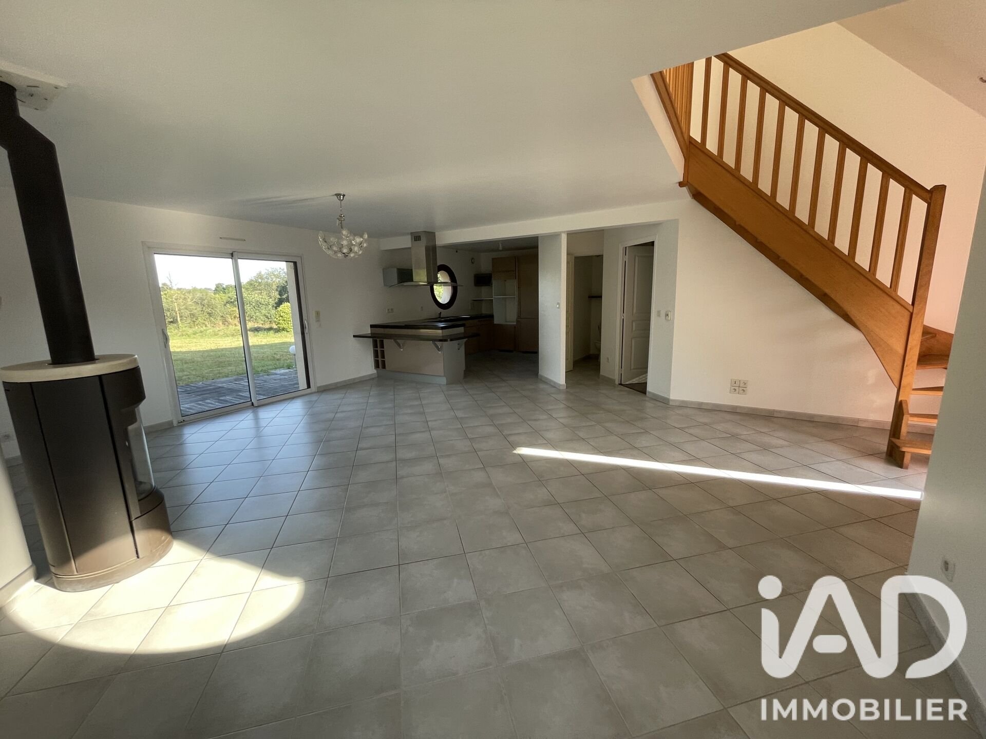 Maison à louer, 136m², Plourivo