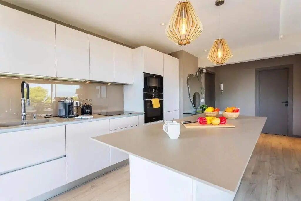 Appartement à louer, 70m², Nice