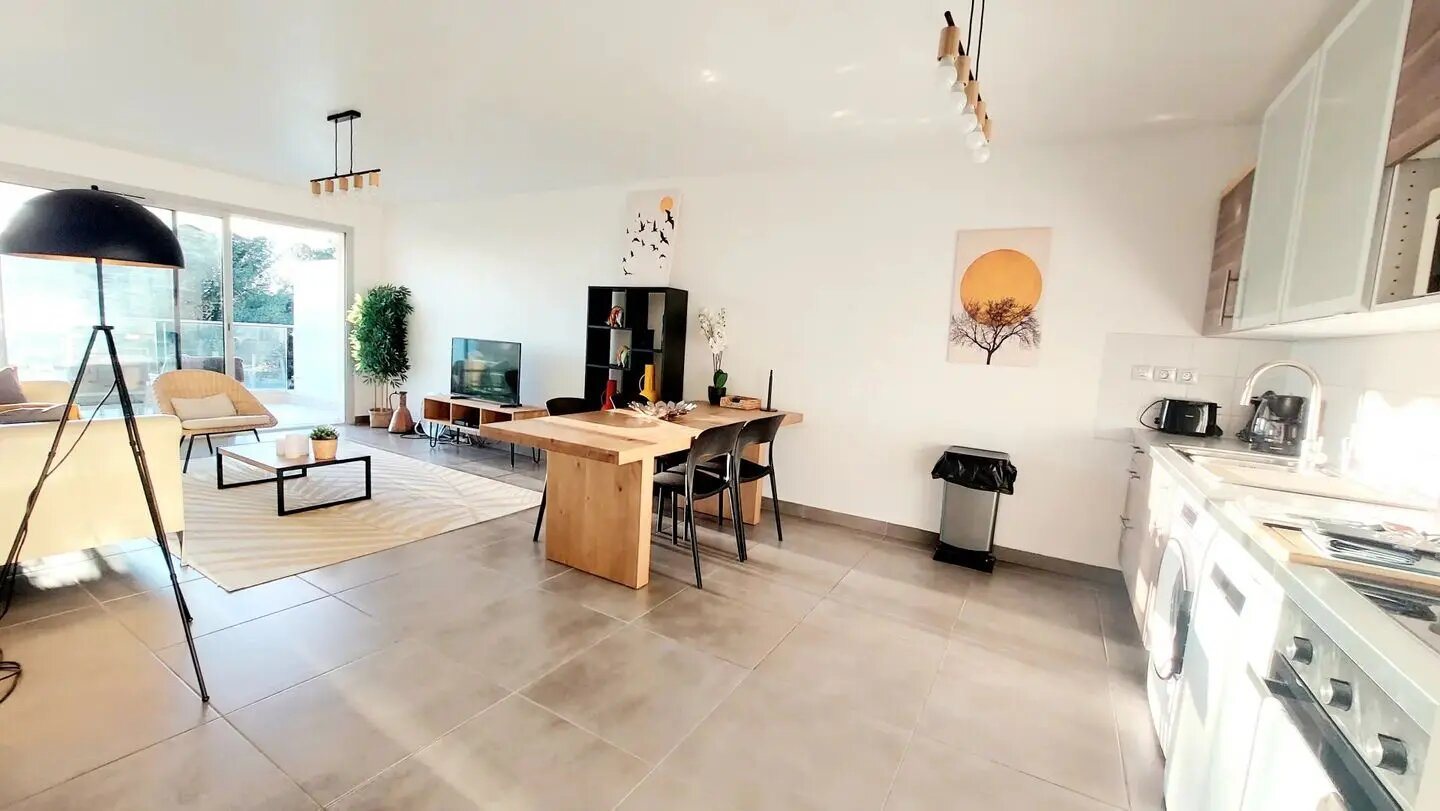 Appartement à louer, 68m², Nice
