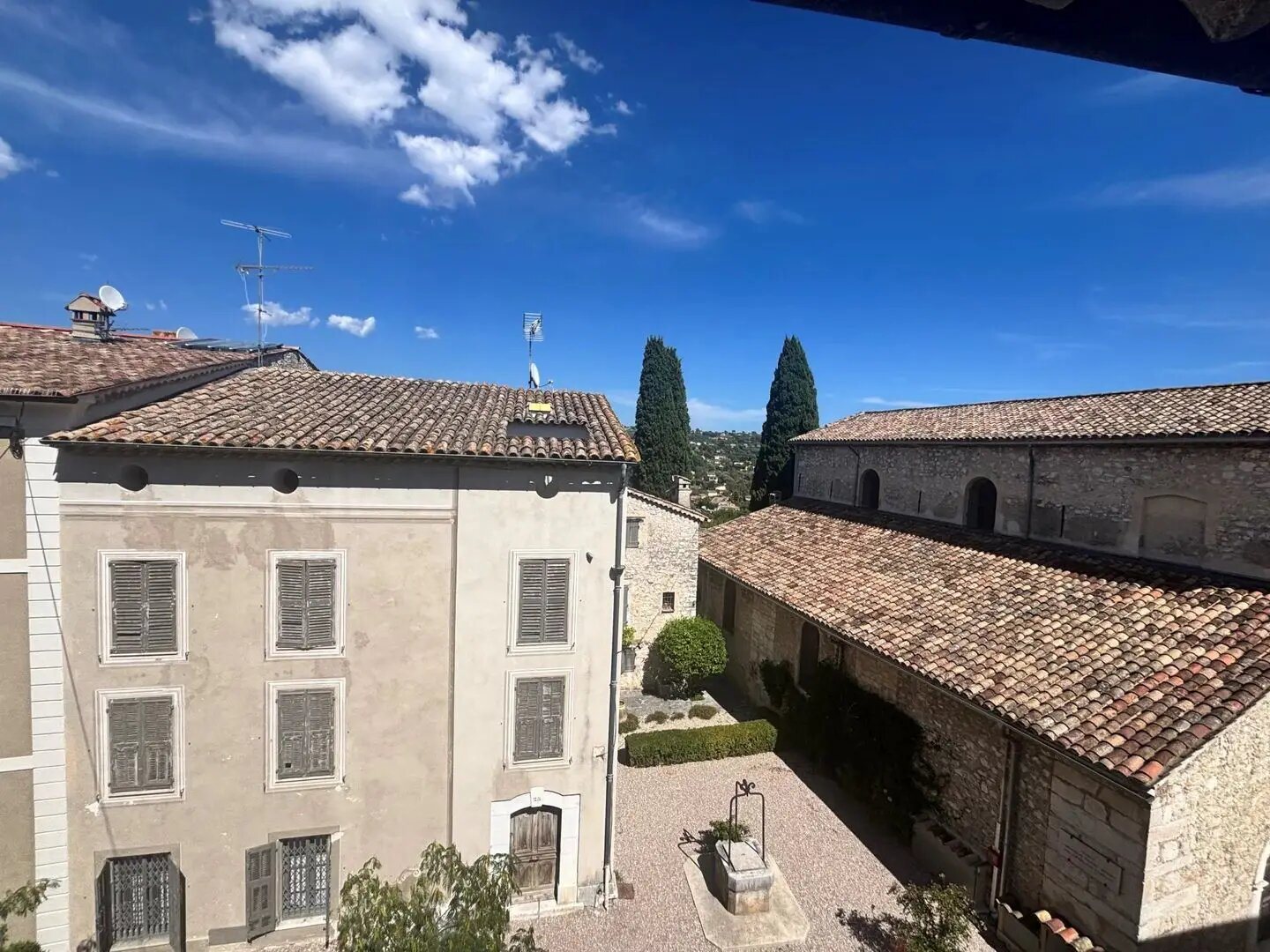 Maison à louer, 254m², La Colle-sur-Loup