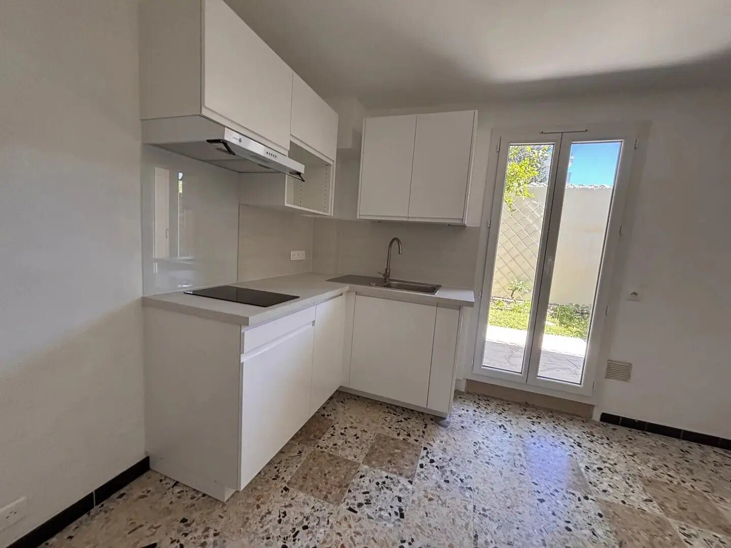 Appartement à louer, 29m², Cagnes-sur-Mer
