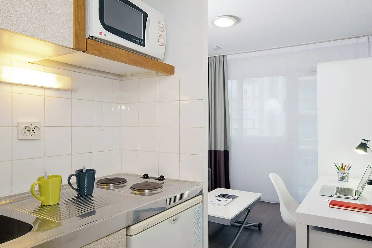 Appartement à louer, 18m², Courbevoie