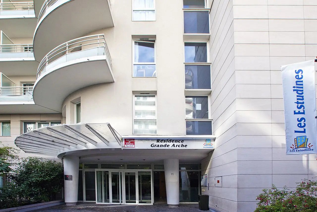 Appartement à louer, 18m², Courbevoie