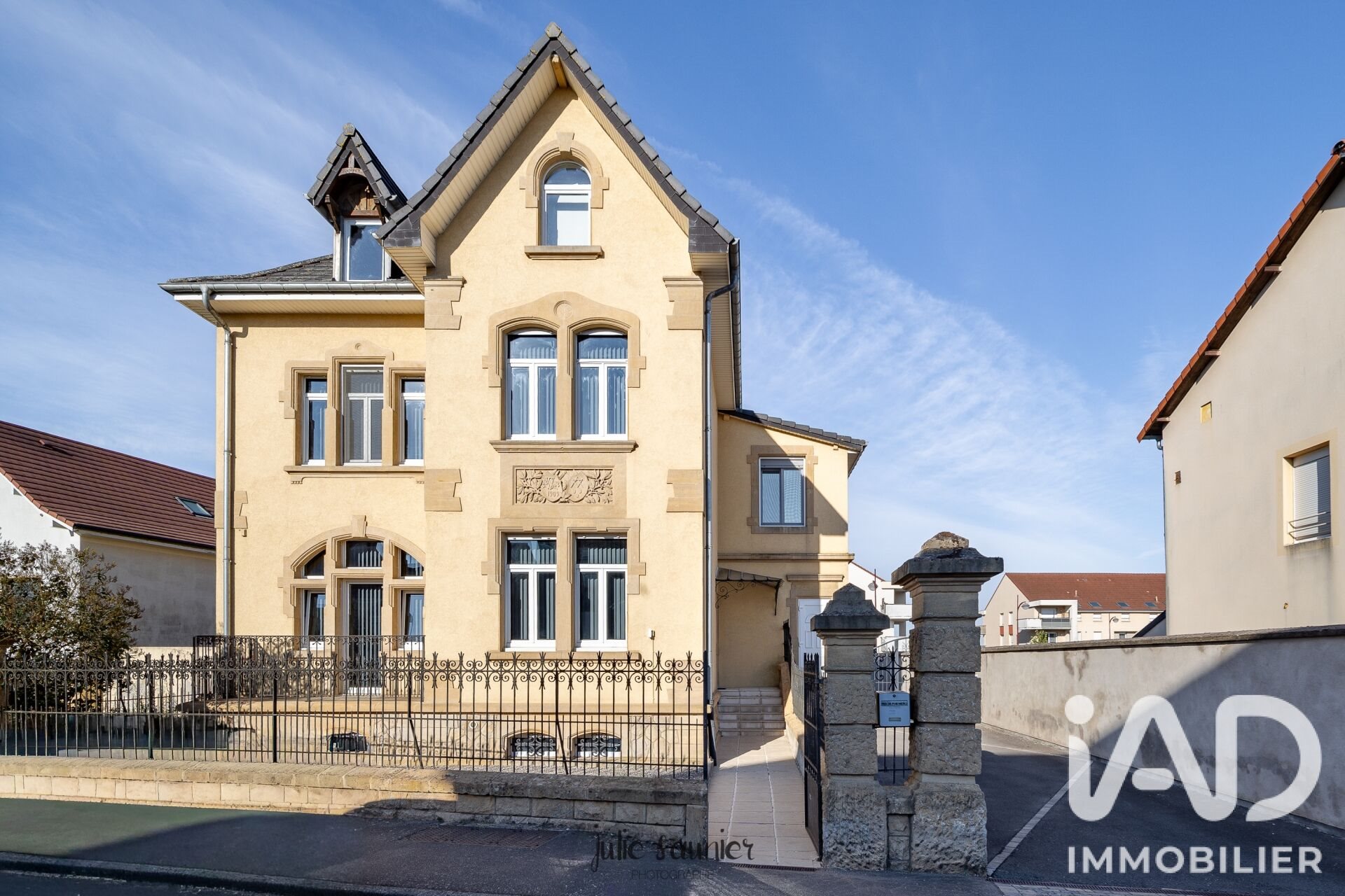 Maison à vendre, 195m², Saint-Privat-la-Montagne